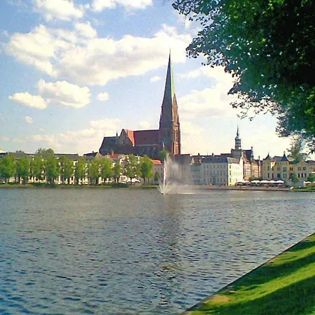 Im Sudhaus In Schwerin, Cleaning Included * Schwerin (Mecklenburg-Vorpommern)